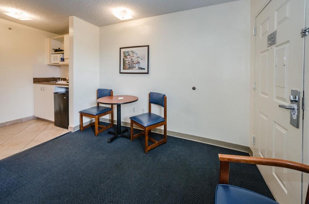 Tampa Bay Extended Stay Hotel 拉哥 外观 照片